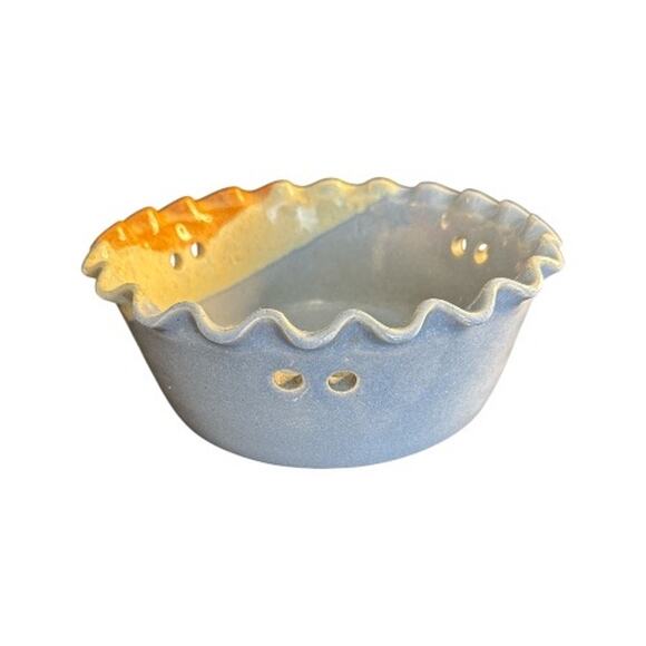 Handcrafted Clay Pen Pottery 9” Casserole Berry Pie Bowl - Picture 4 of 10